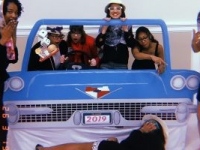 39267118_1558013894490580_r-300x200